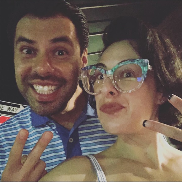 Meet your Posher, Elda - Picture 3 of 6